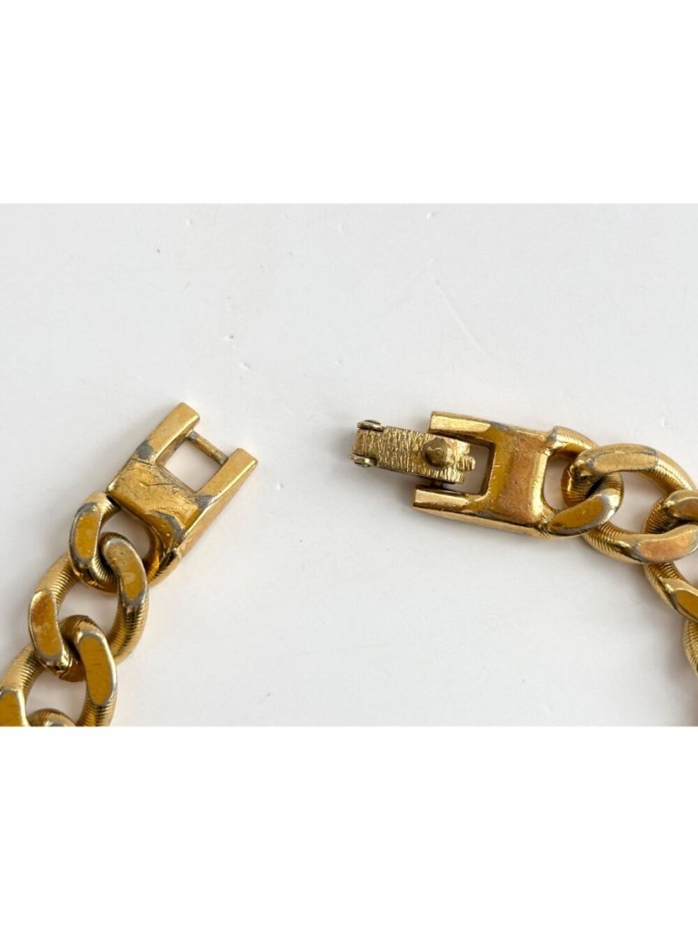 Monet Designer Signed Curb Chain Chunky Vintage 80's Style Bracelet - Picture 14 of 16